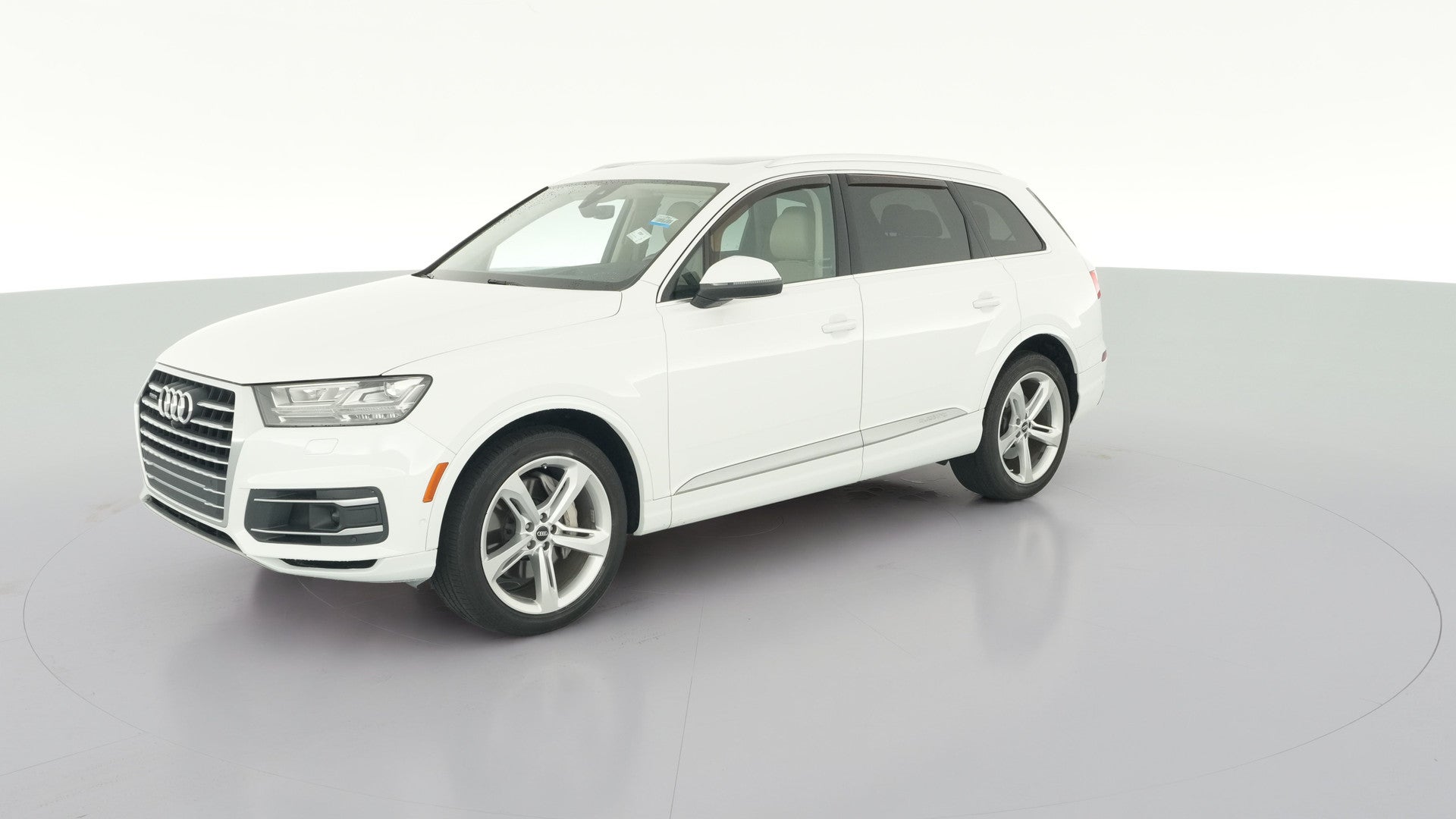 2019 Audi Q7 vehicle photo