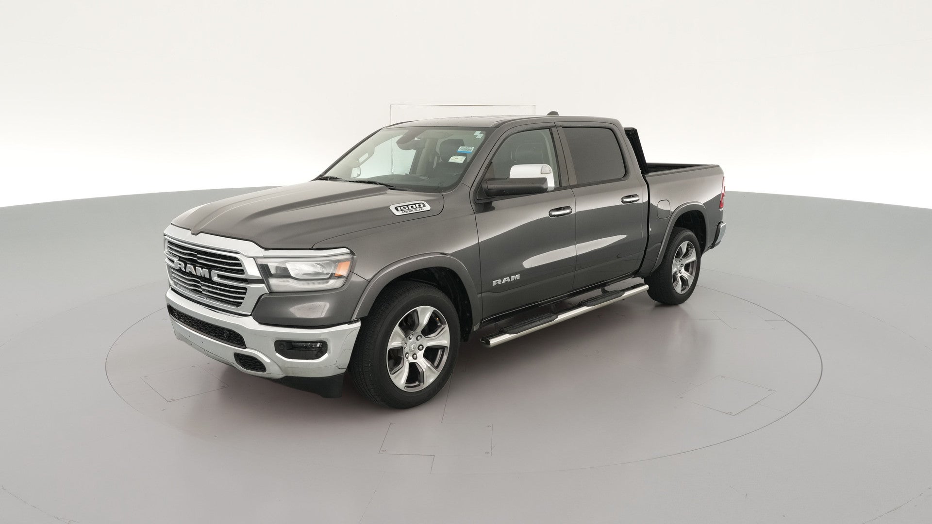 2019 Ram 1500 Crew Cab vehicle photo