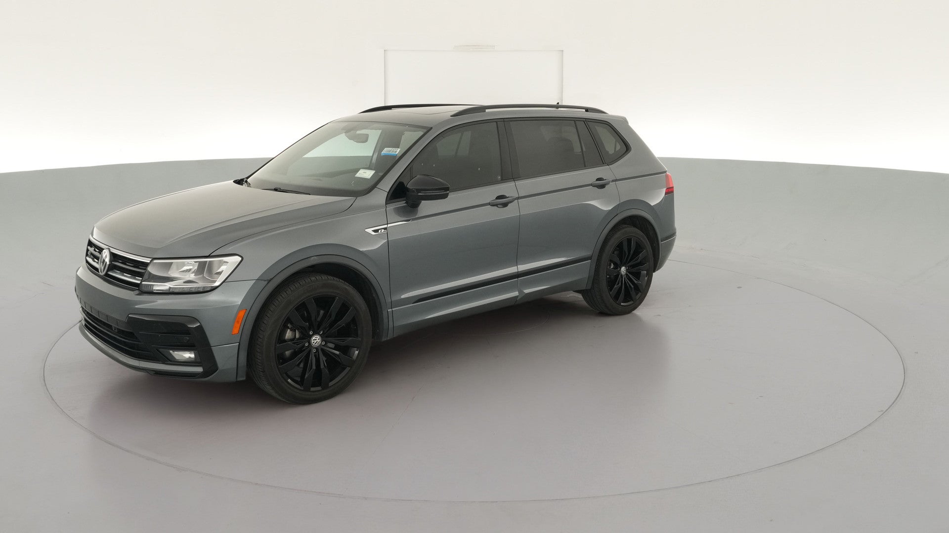 2021 Volkswagen Tiguan vehicle photo