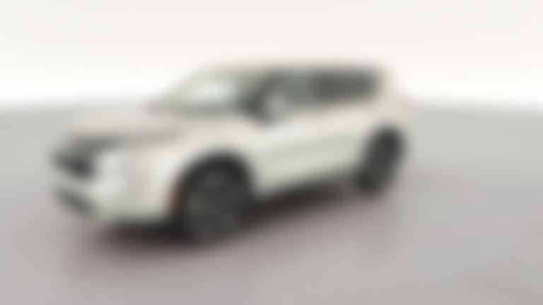 2024 Mitsubishi Outlander vehicle photo