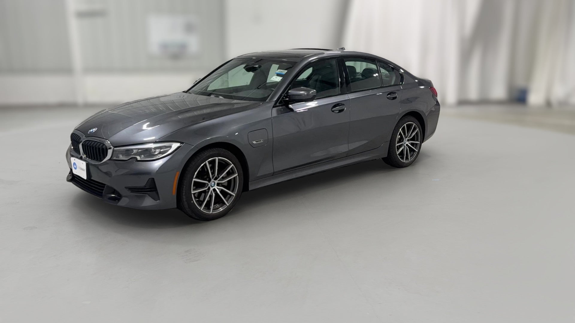 2022 BMW 3 Series vehicle photo