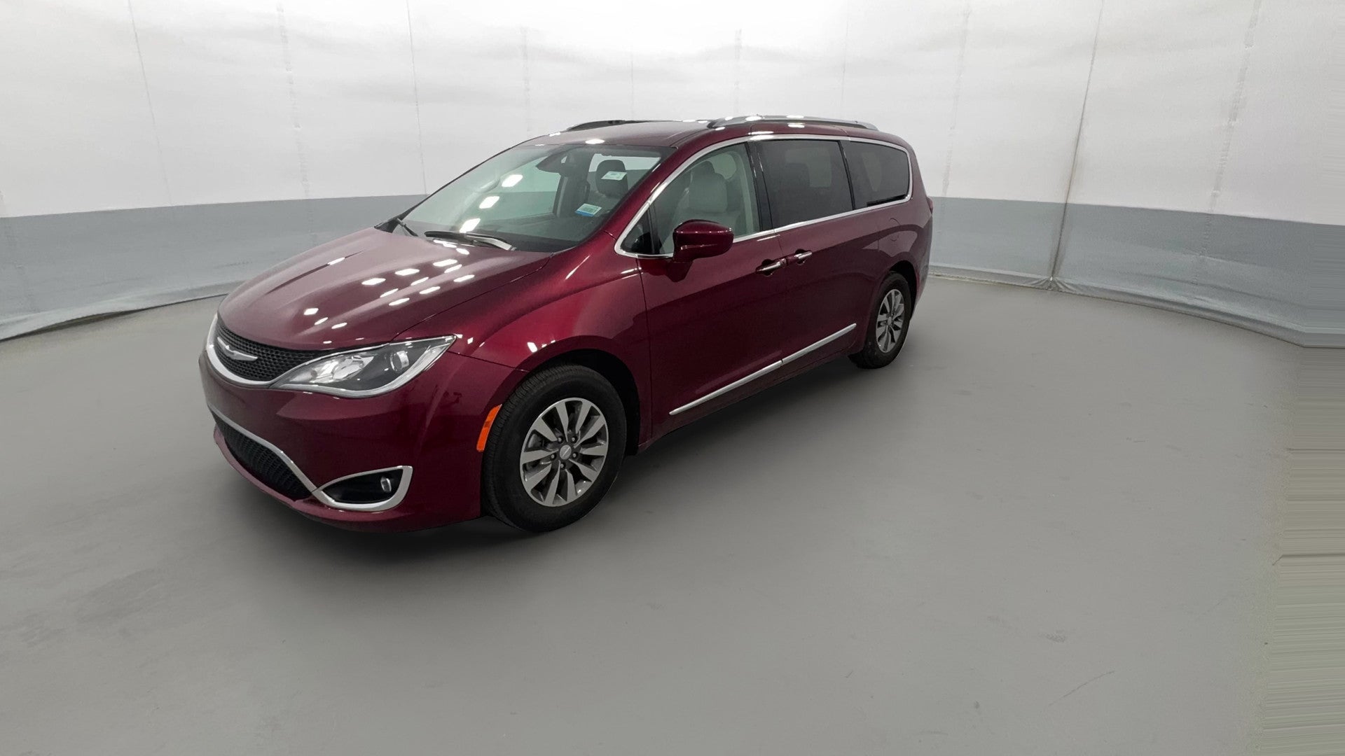 2019 Chrysler Pacifica vehicle photo