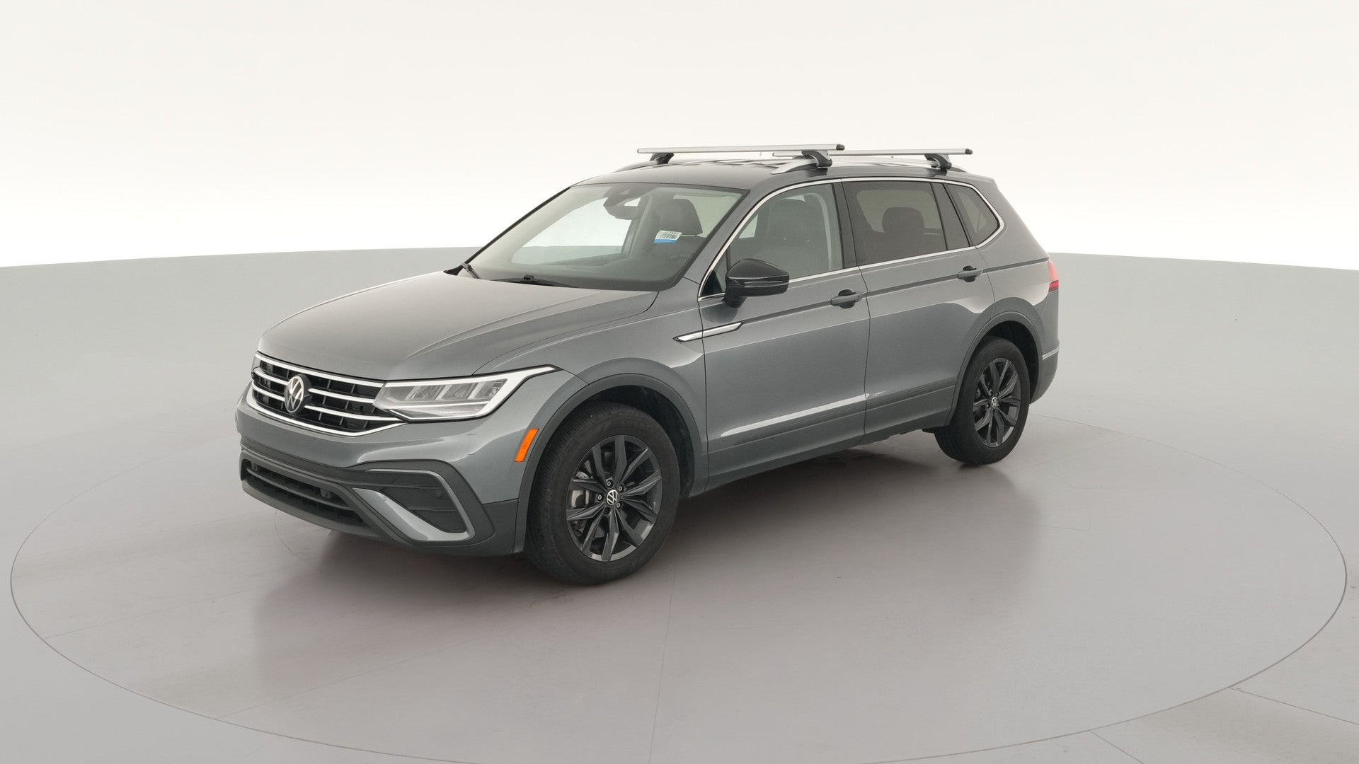2024 Volkswagen Tiguan vehicle photo
