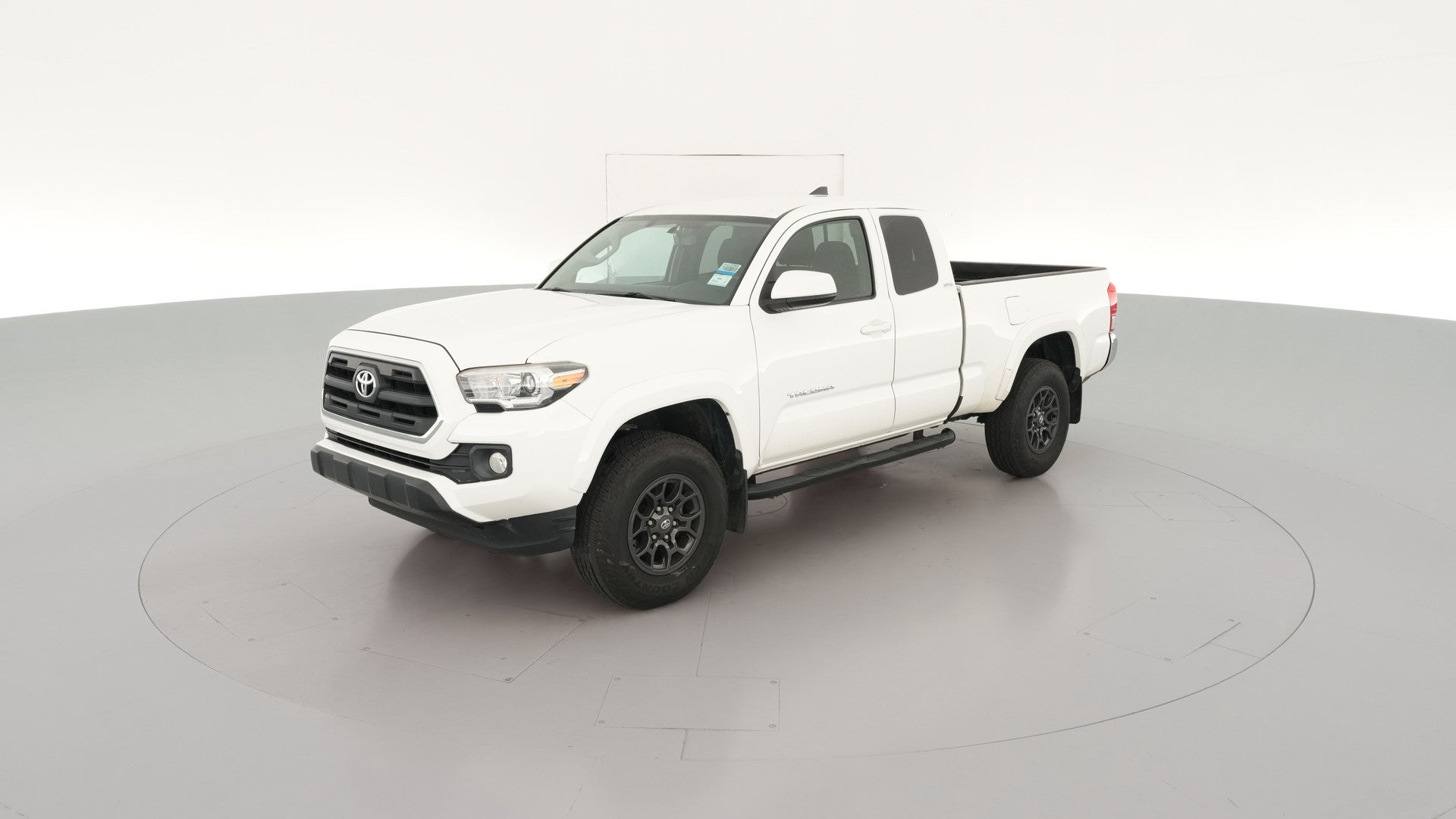 2017 Toyota Tacoma Access Cab vehicle photo