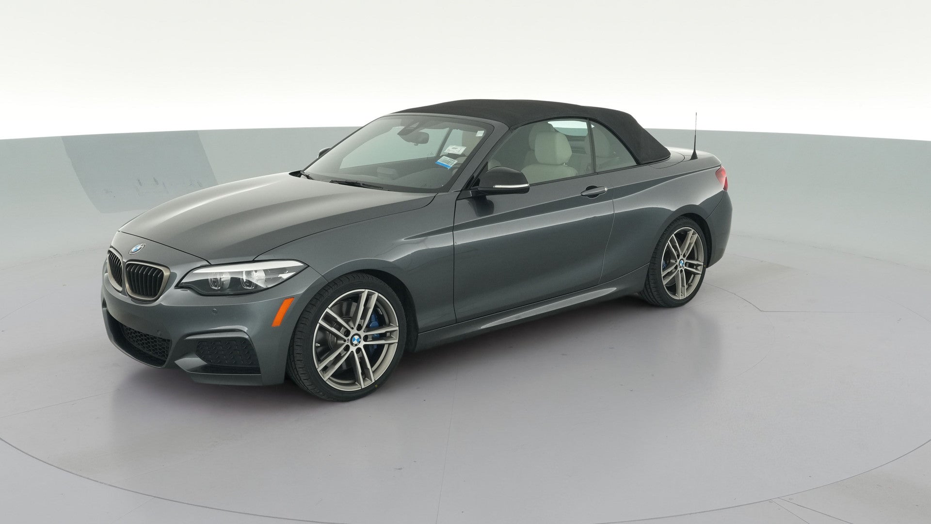 2021 BMW 2 Series vehicle photo