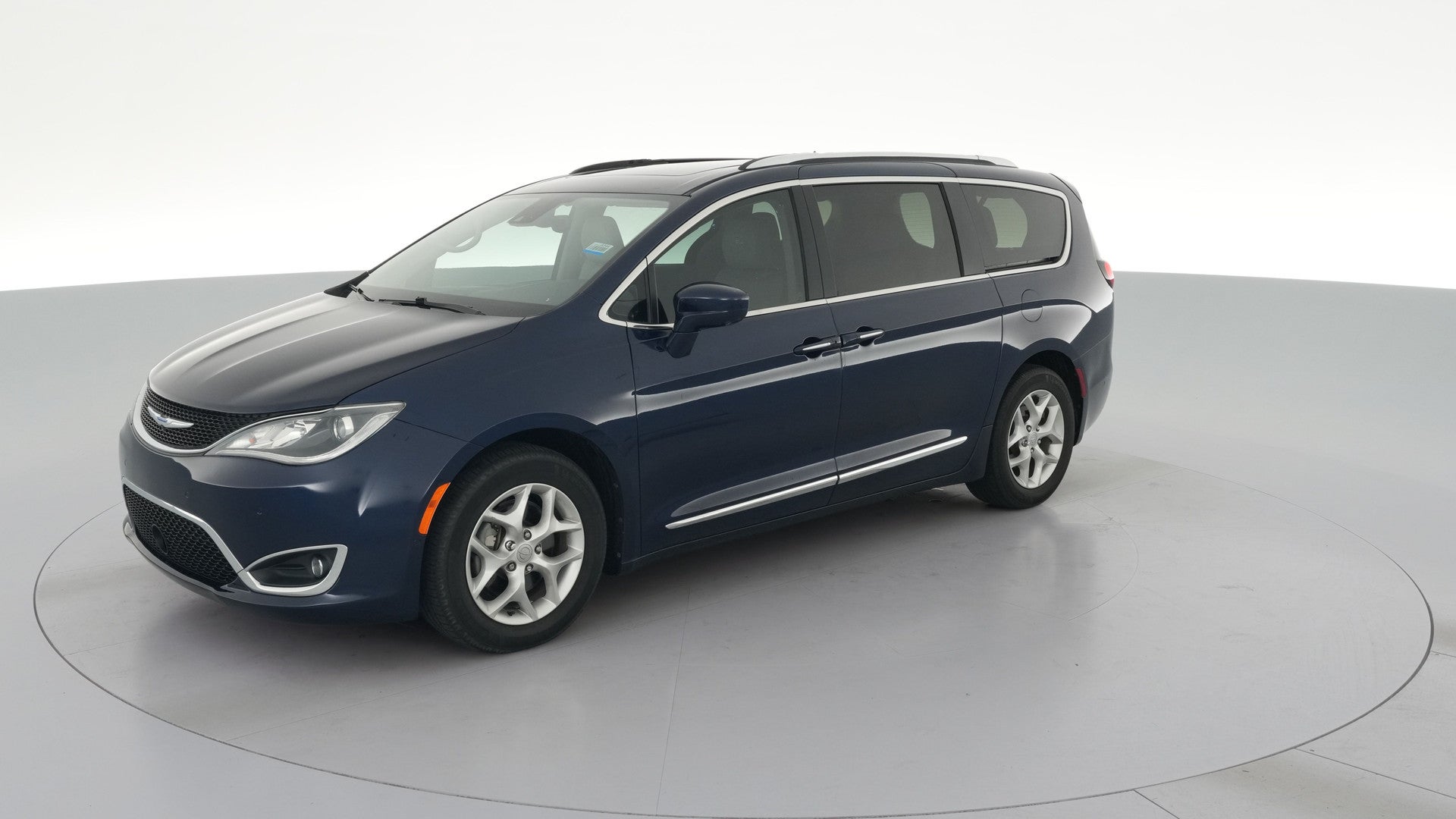 2019 Chrysler Pacifica vehicle photo