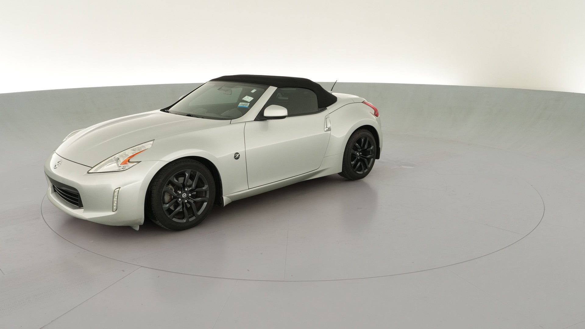 2016 Nissan 370Z vehicle photo
