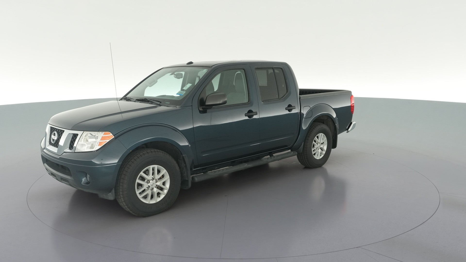 2017 Nissan Frontier Crew Cab vehicle photo