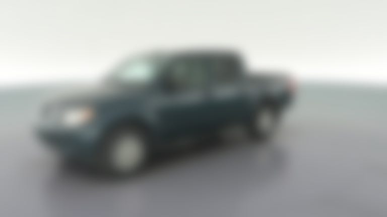 2017 Nissan Frontier Crew Cab vehicle photo
