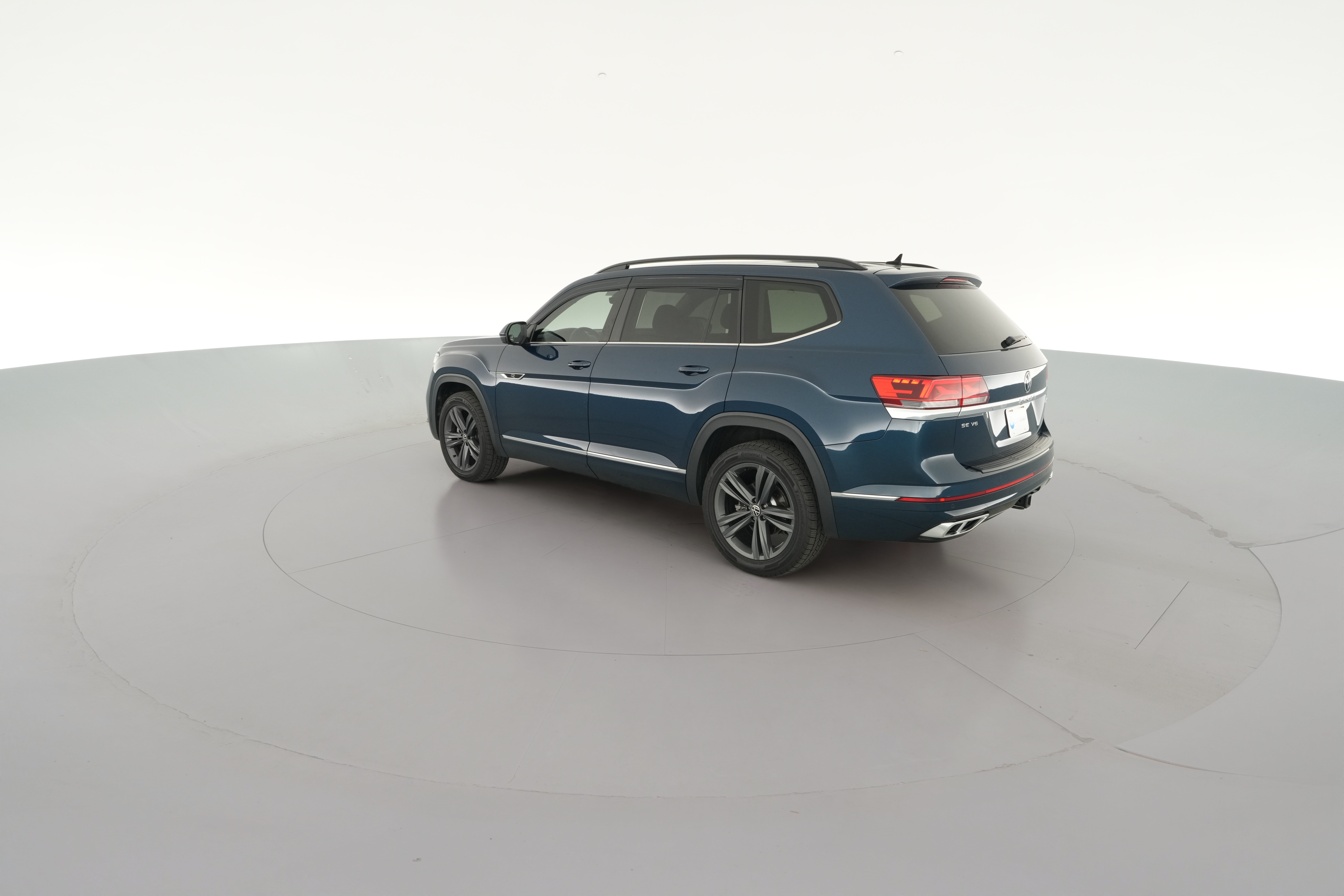 2021 Volkswagen Atlas SE w/Tech R-Line - Photo 32