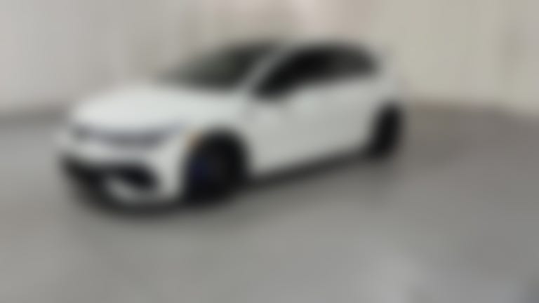 2024 Volkswagen Golf R vehicle photo