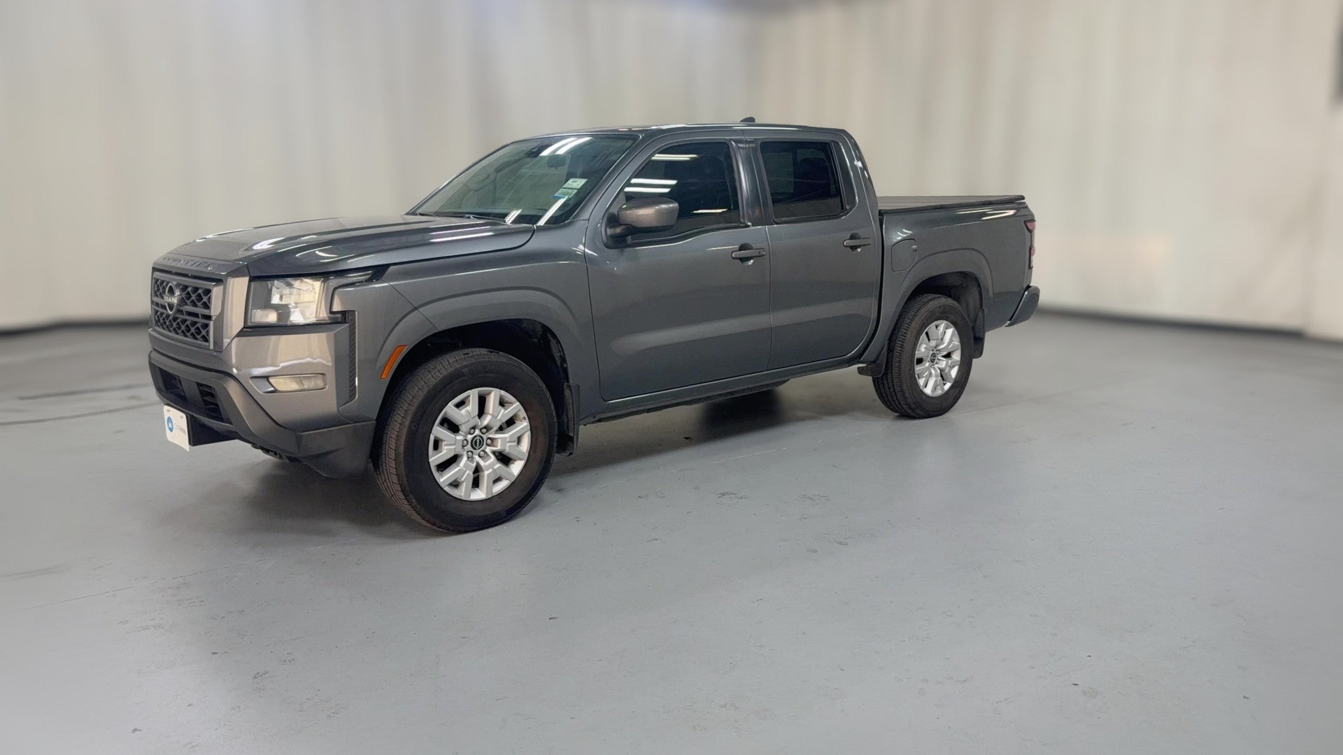 2023 Nissan Frontier Crew Cab vehicle photo