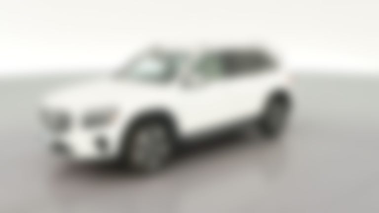 2025 Mercedes-Benz GLB vehicle photo
