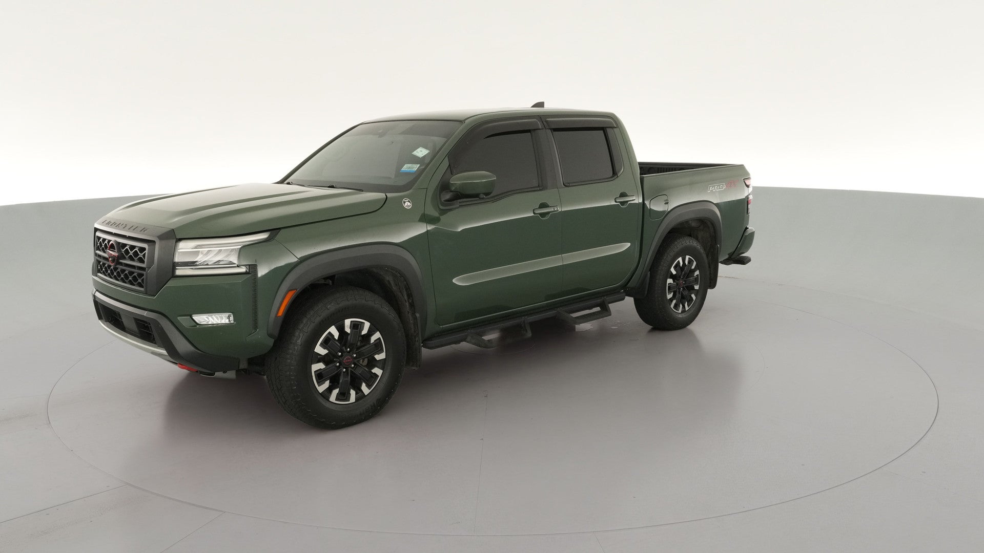 2022 Nissan Frontier Crew Cab vehicle photo