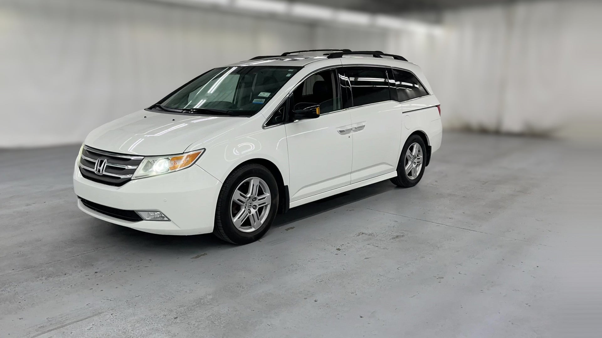 2013 Honda Odyssey vehicle photo