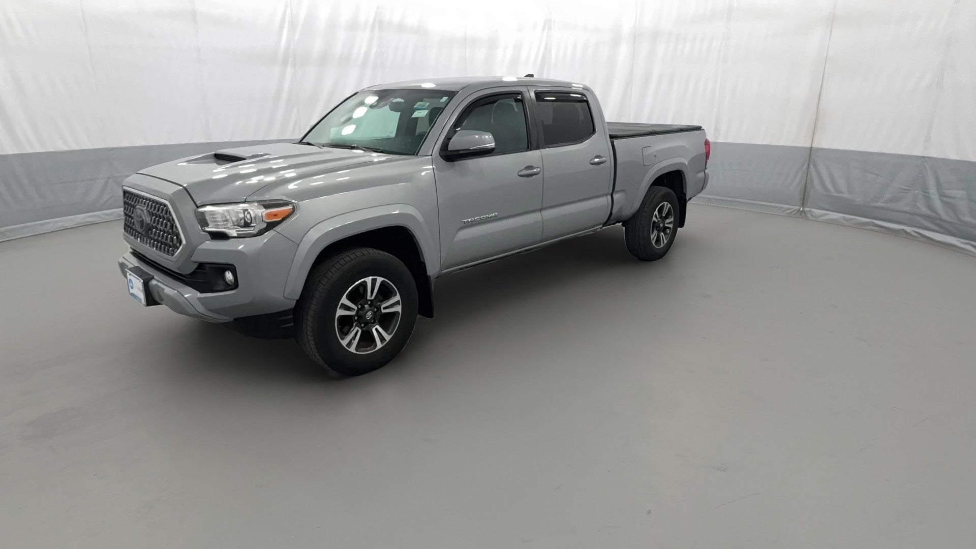 2019 Toyota Tacoma Double Cab vehicle photo