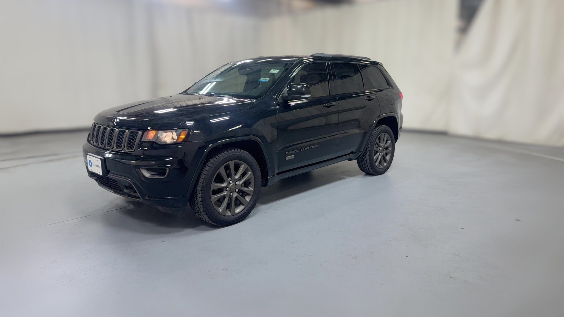 2017 Jeep Grand Cherokee vehicle photo