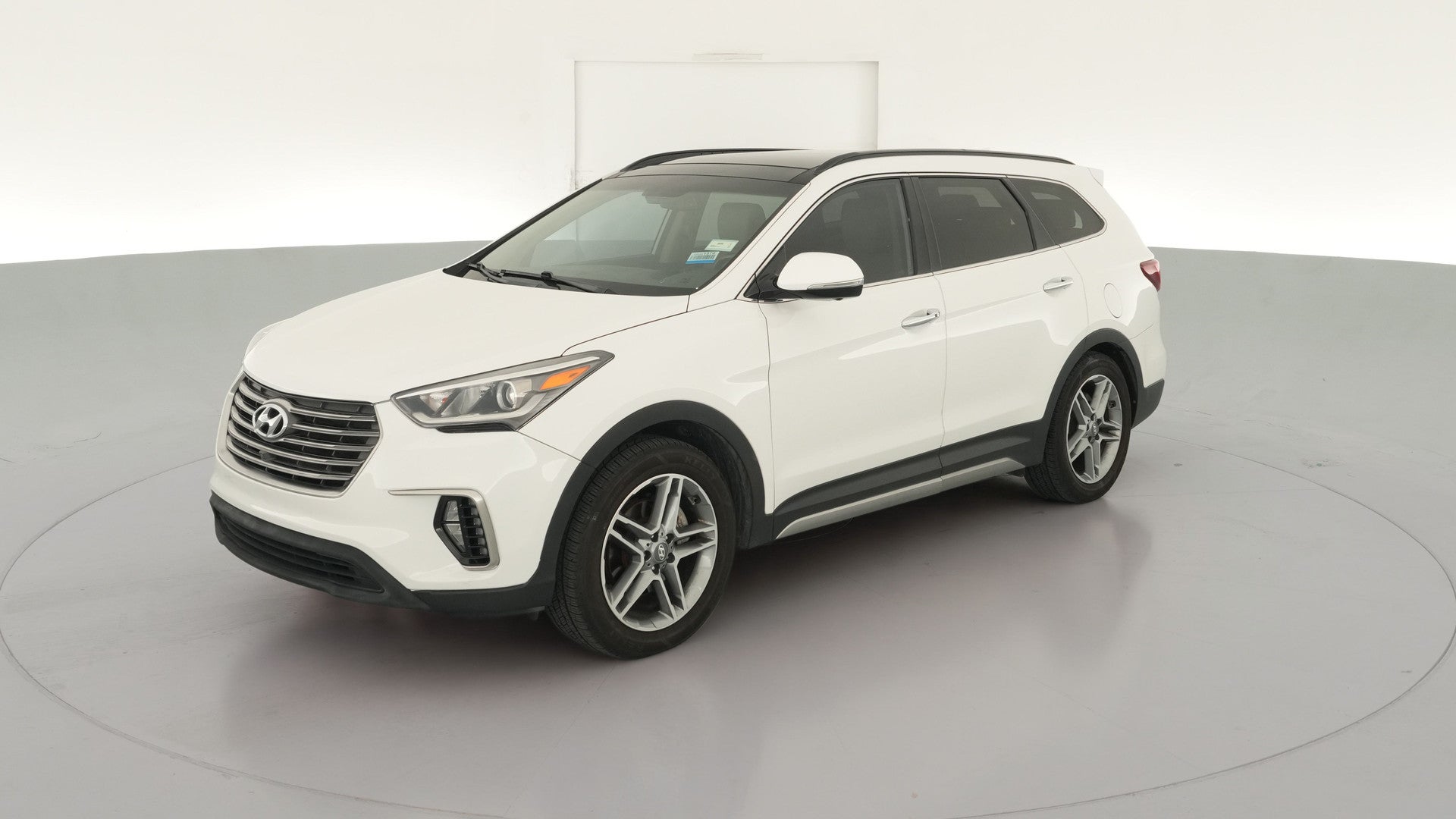 2019 Hyundai Santa Fe XL vehicle photo
