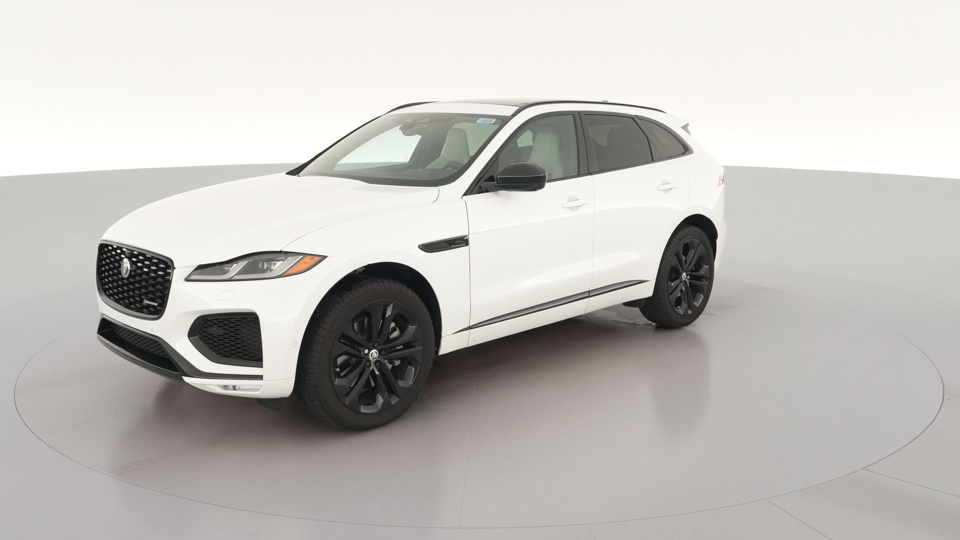 2024 Jaguar F-PACE vehicle photo