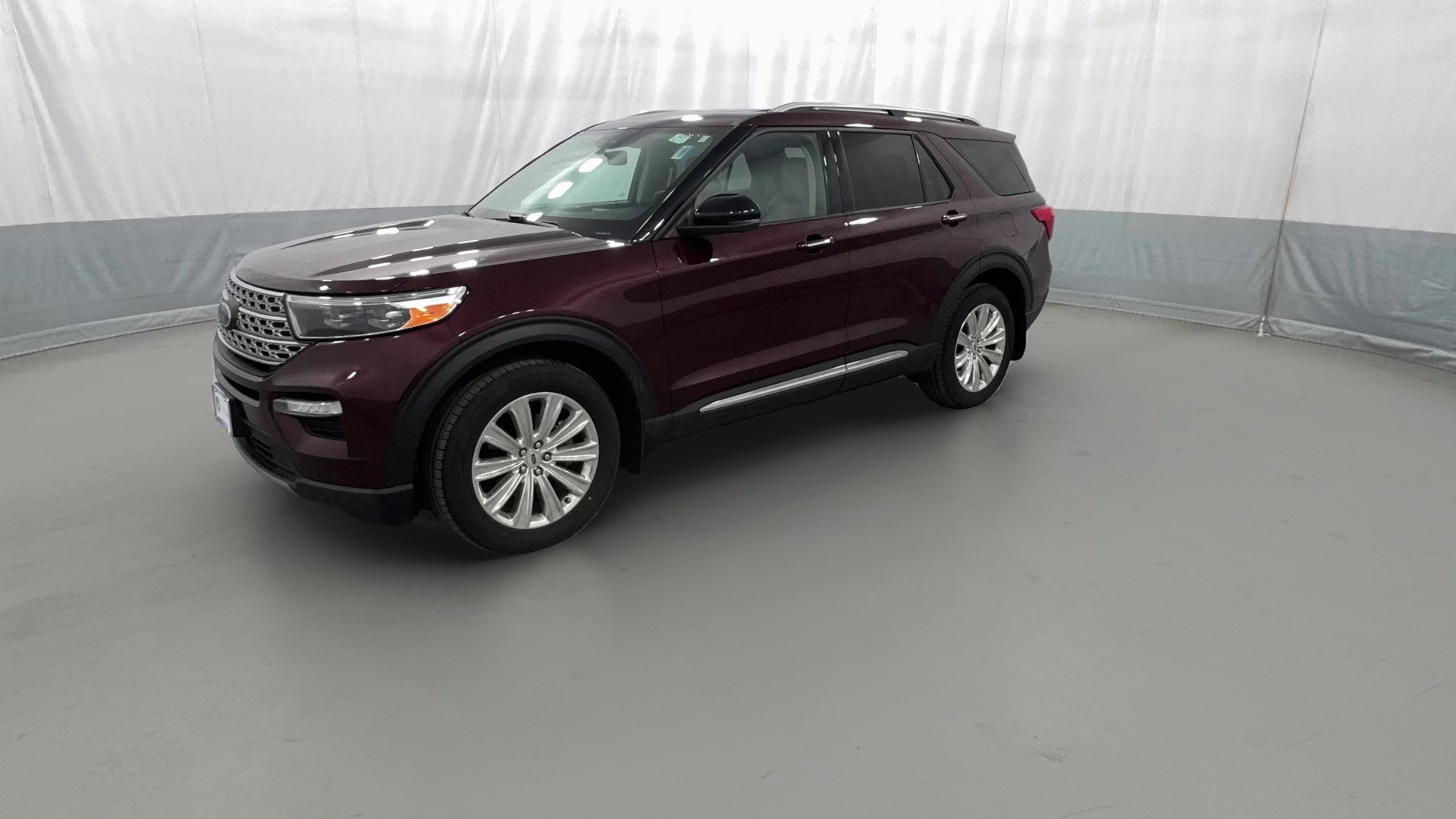 2022 Ford Explorer vehicle photo