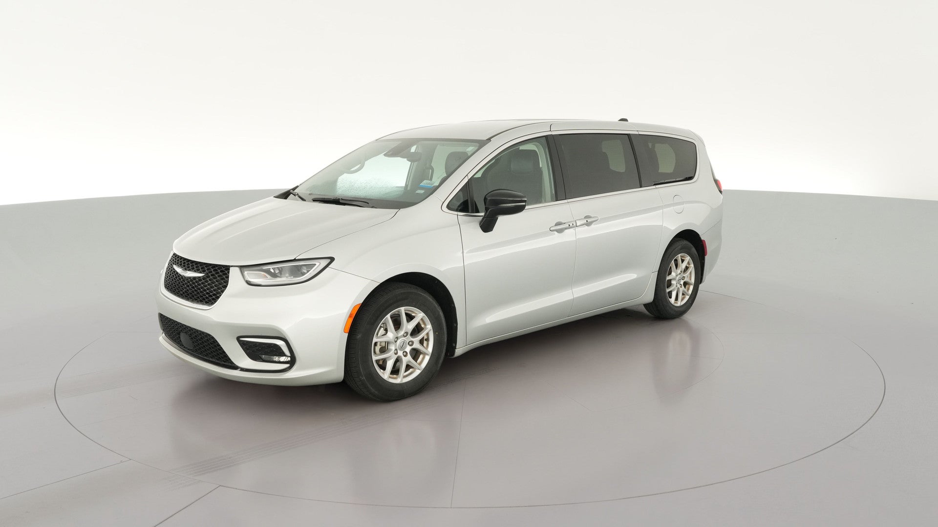 2024 Chrysler Pacifica vehicle photo