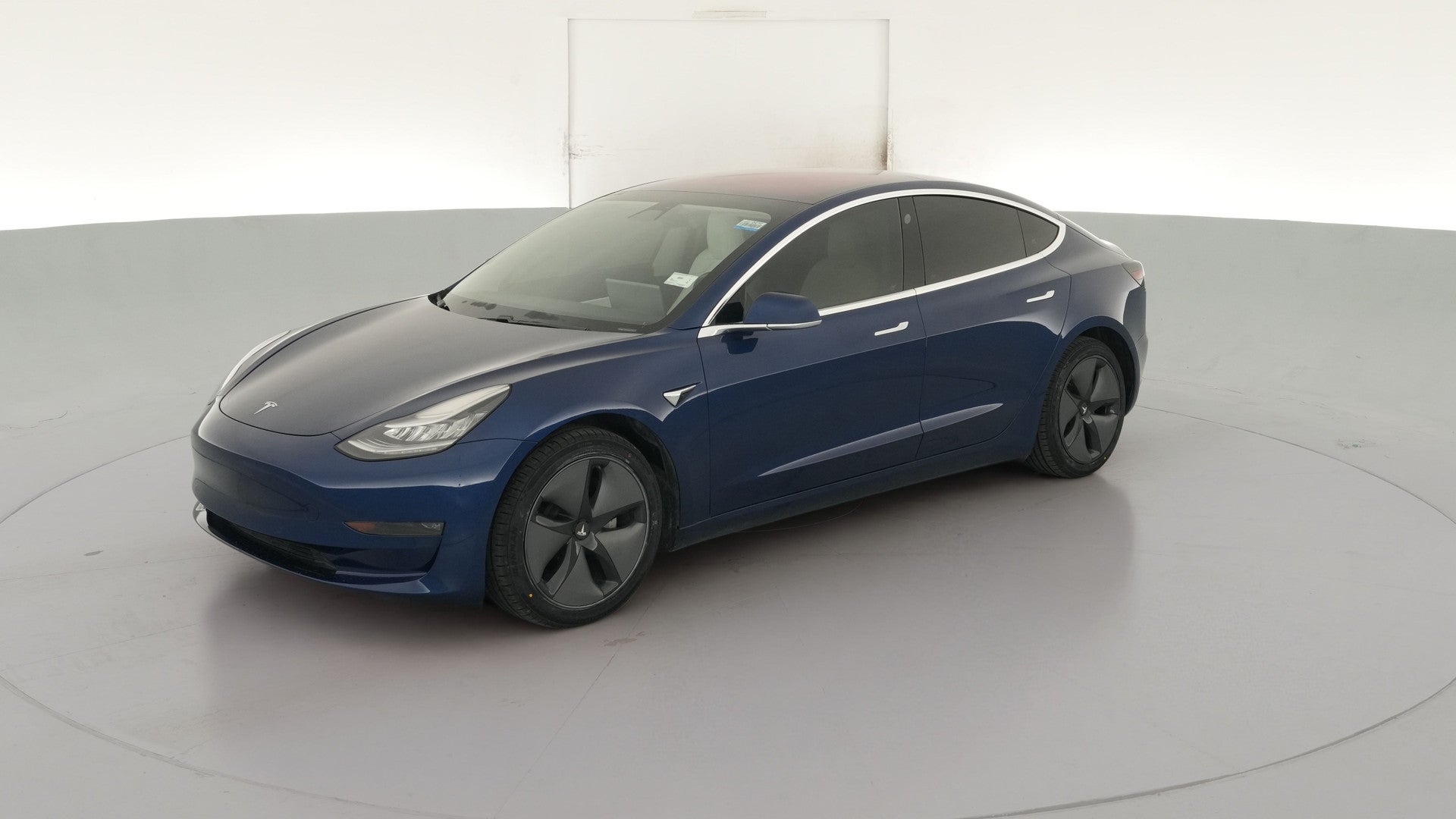 2019 Tesla Model 3 vehicle photo
