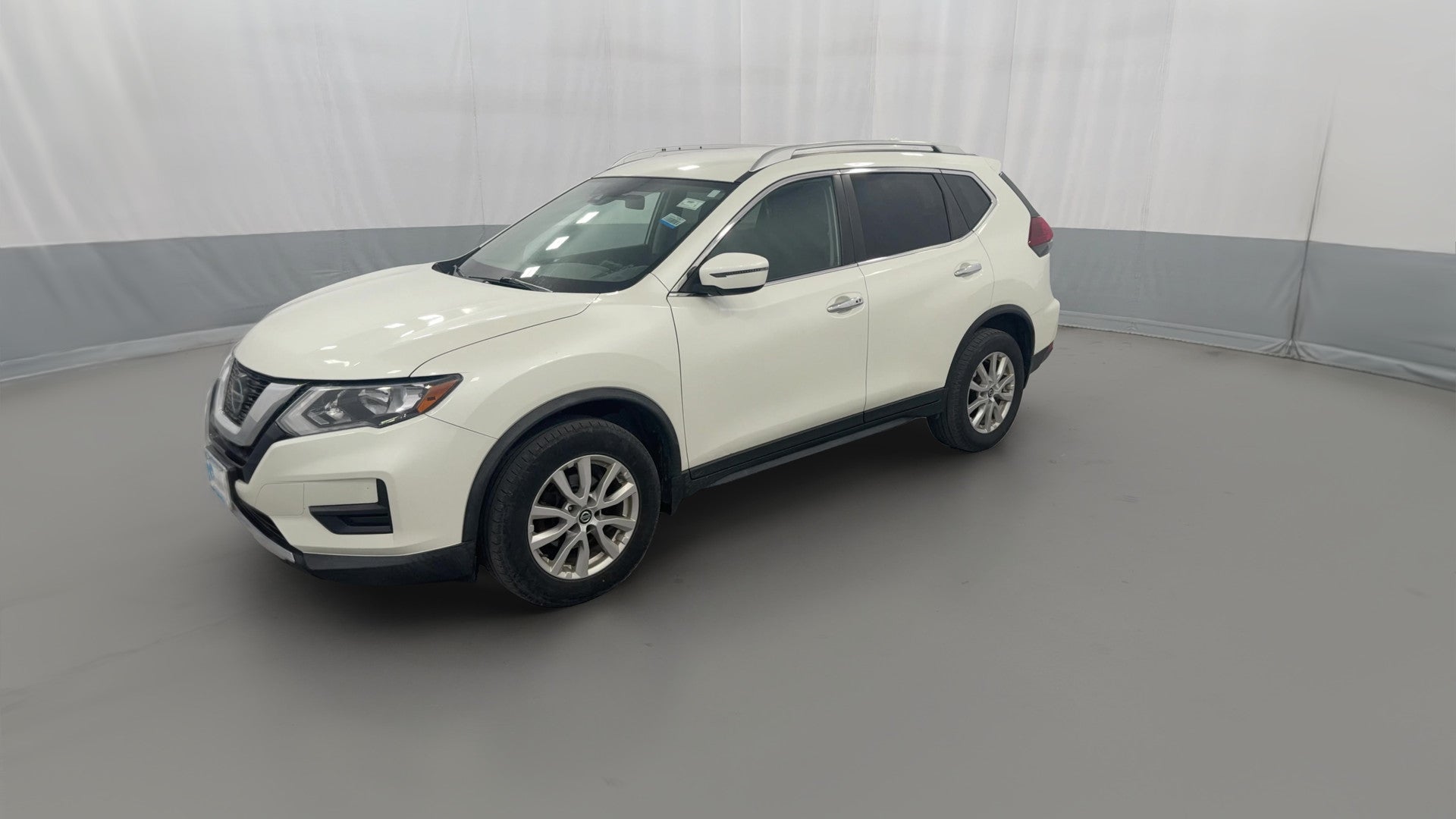 2019 Nissan Rogue vehicle photo