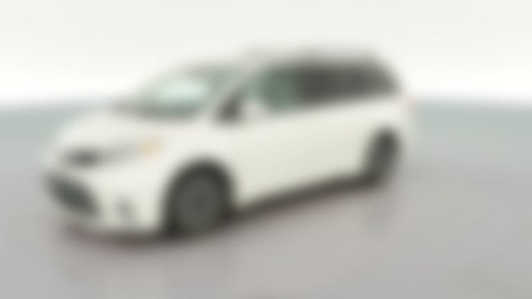 2019 Toyota Sienna vehicle photo