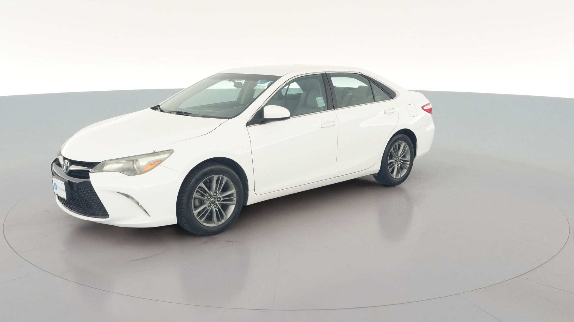 2016 Toyota Camry vehicle photo