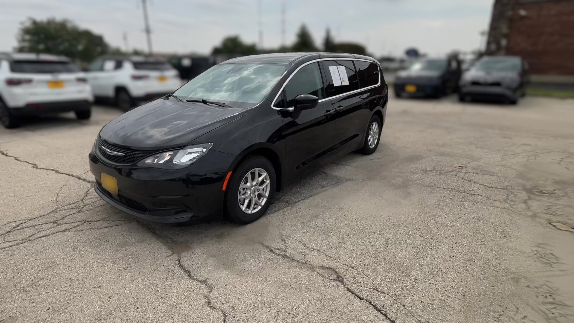 2024 Chrysler Voyager vehicle photo