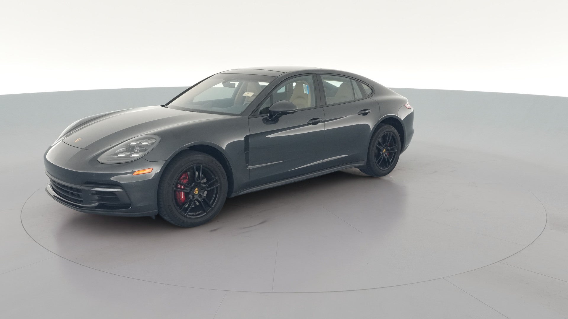 2017 Porsche Panamera vehicle photo