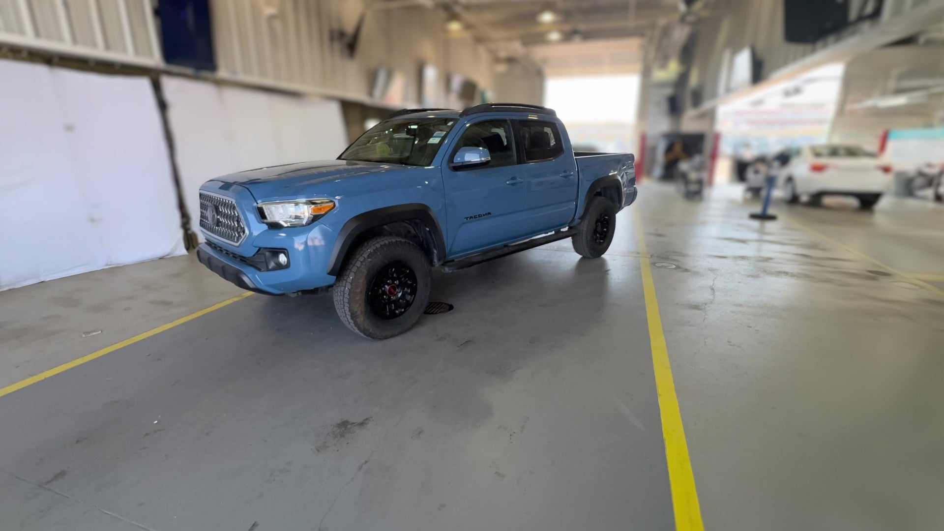 2019 Toyota Tacoma Double Cab vehicle photo