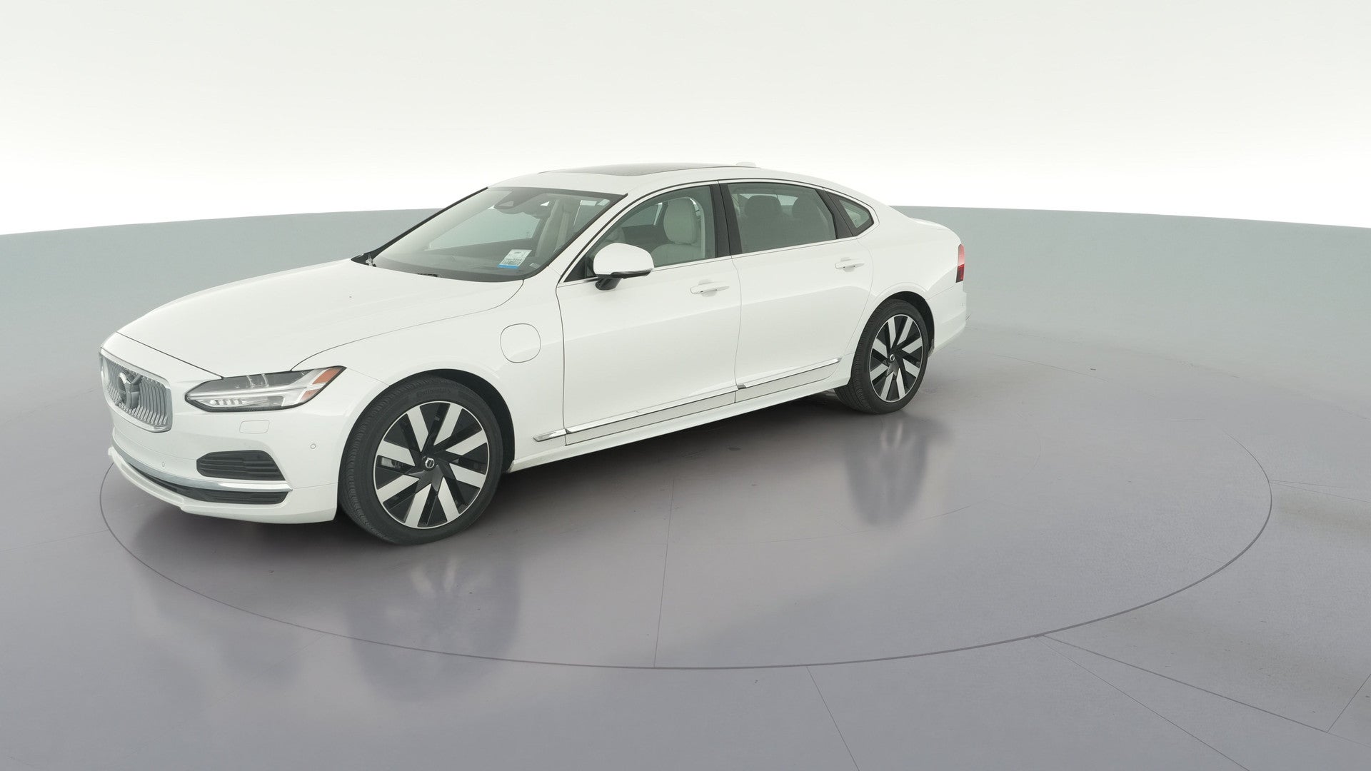 2024 Volvo S90 vehicle photo