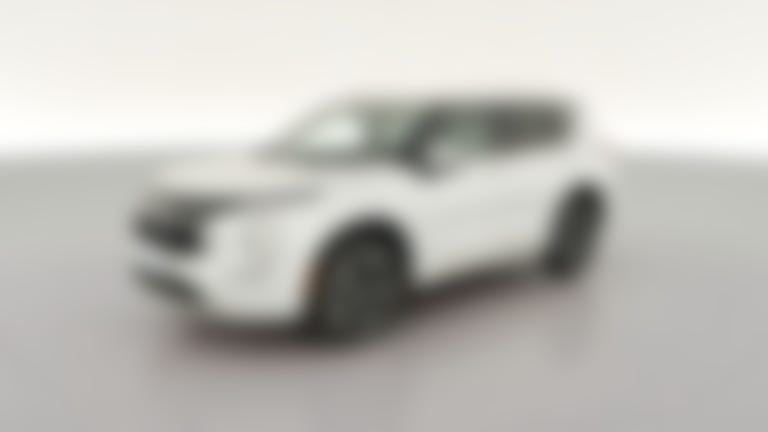 2024 Mitsubishi Outlander vehicle photo