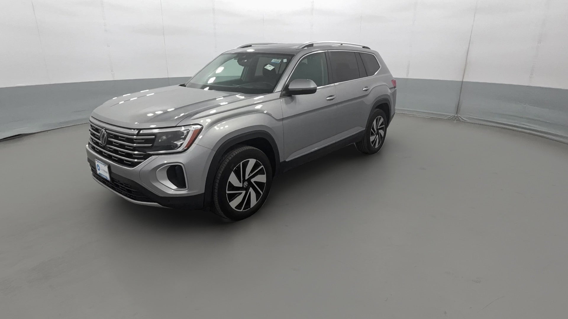 2024 Volkswagen Atlas vehicle photo