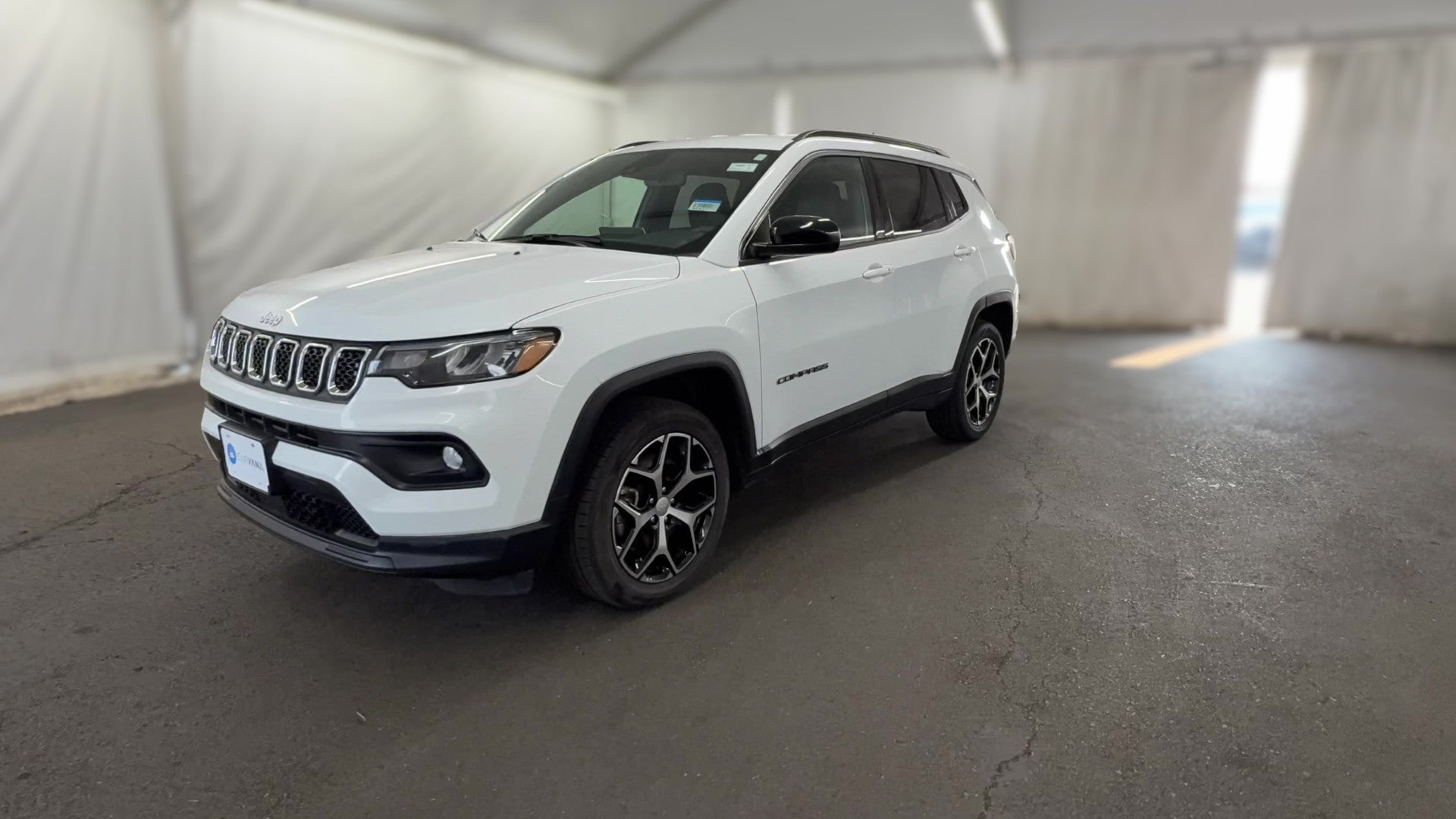 2024 Jeep Compass vehicle photo