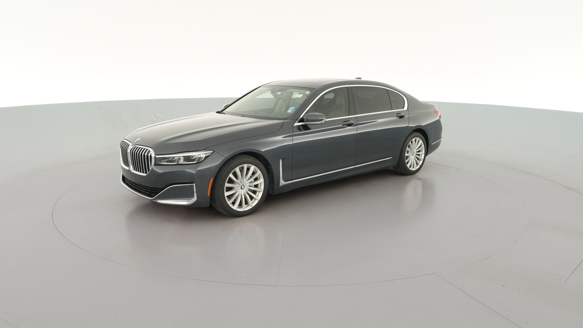 2021 BMW 5 Series vehicle photo