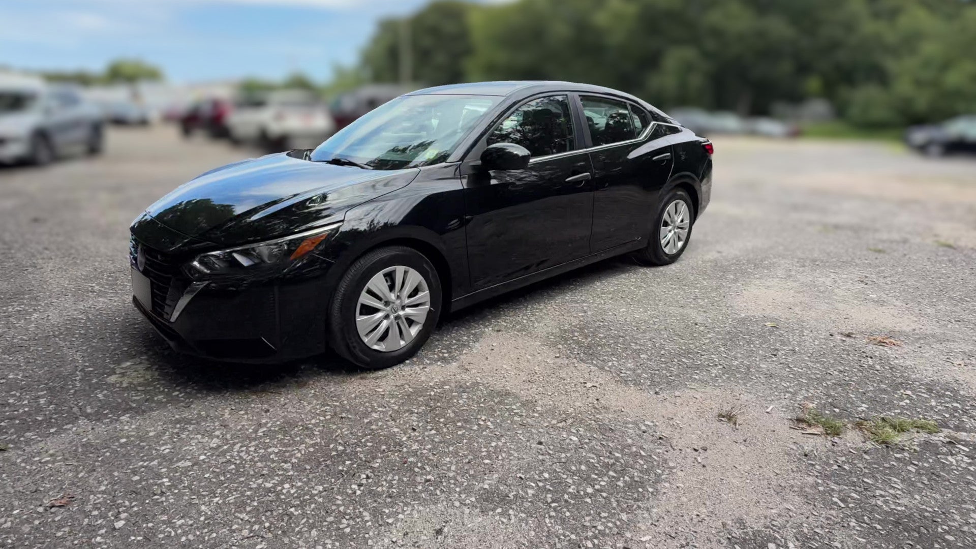 2025 Nissan Sentra vehicle photo
