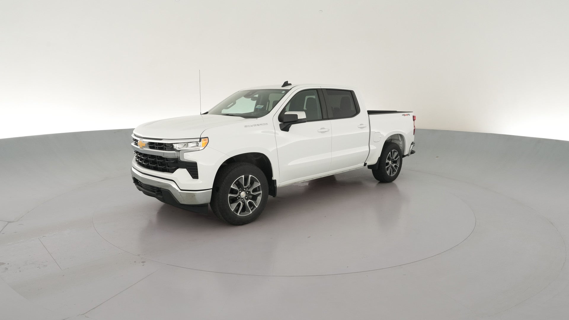 2023 Chevrolet Silverado 1500 Crew Cab vehicle photo