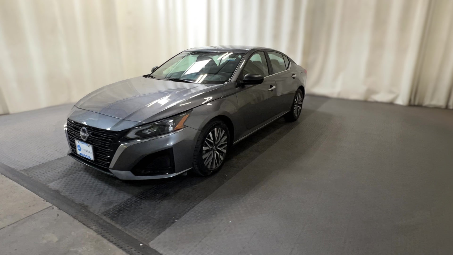 2025 Nissan Altima vehicle photo