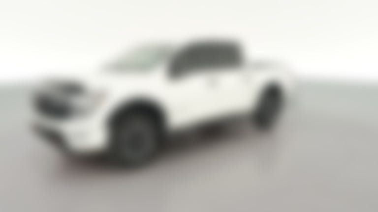 2024 Nissan Titan Crew Cab vehicle photo
