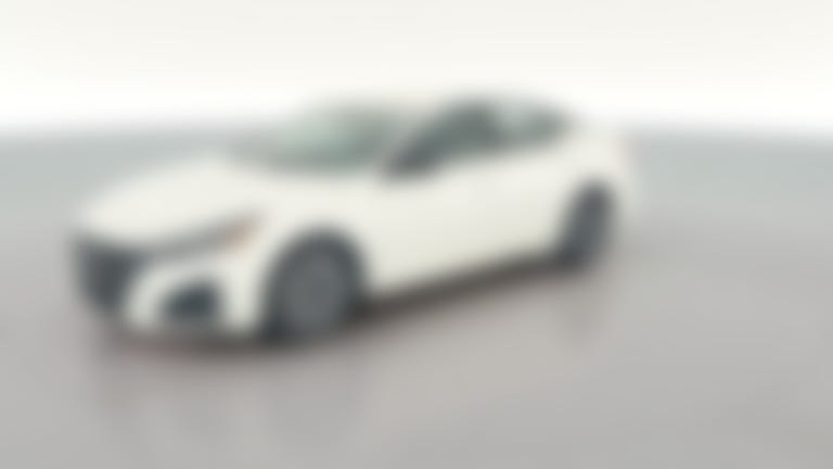 2025 Nissan Altima vehicle photo