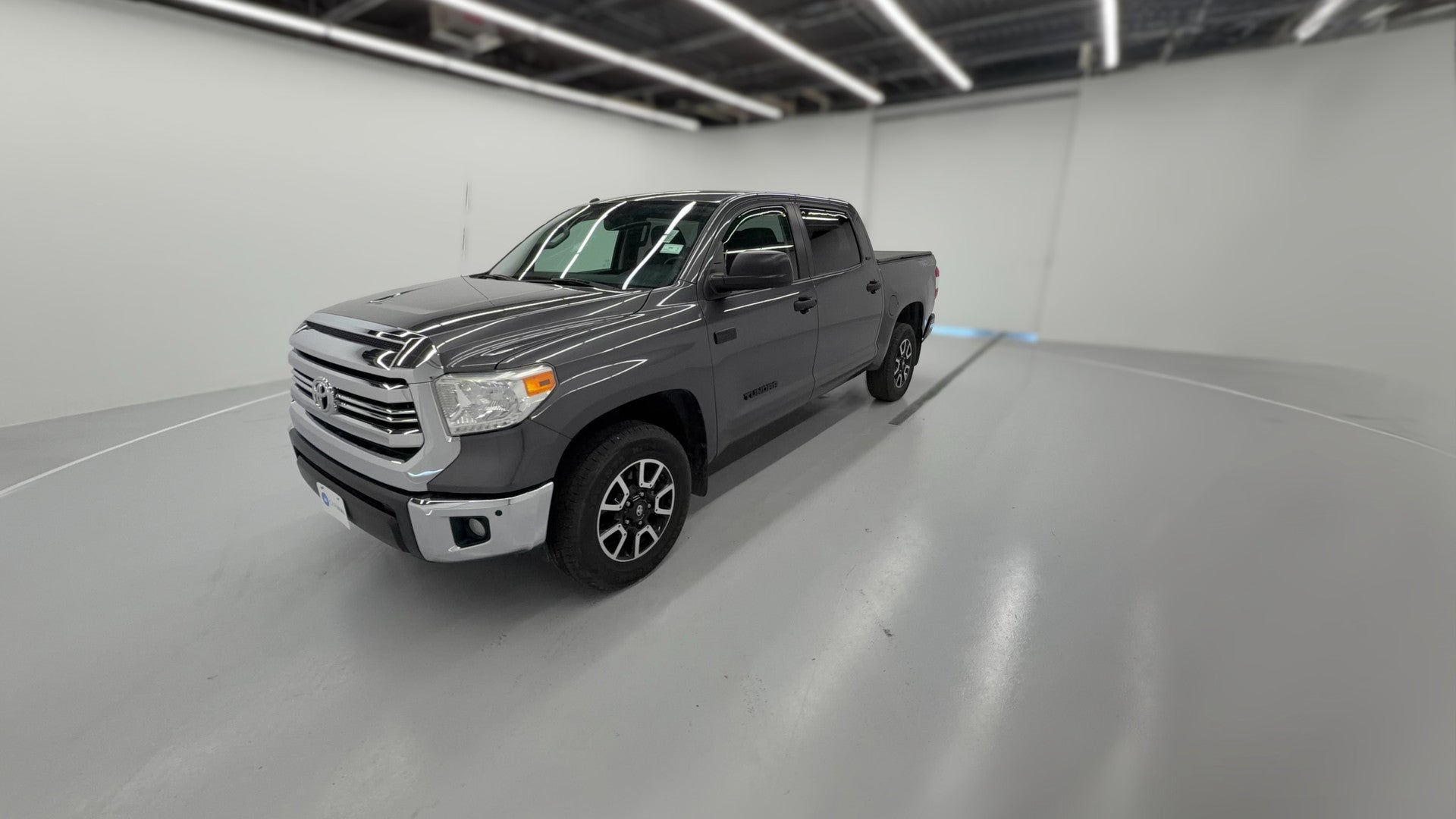 2017 Toyota Tundra CrewMax vehicle photo