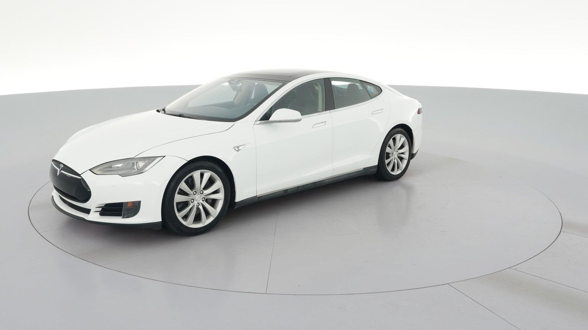 2015 Tesla Model S vehicle photo