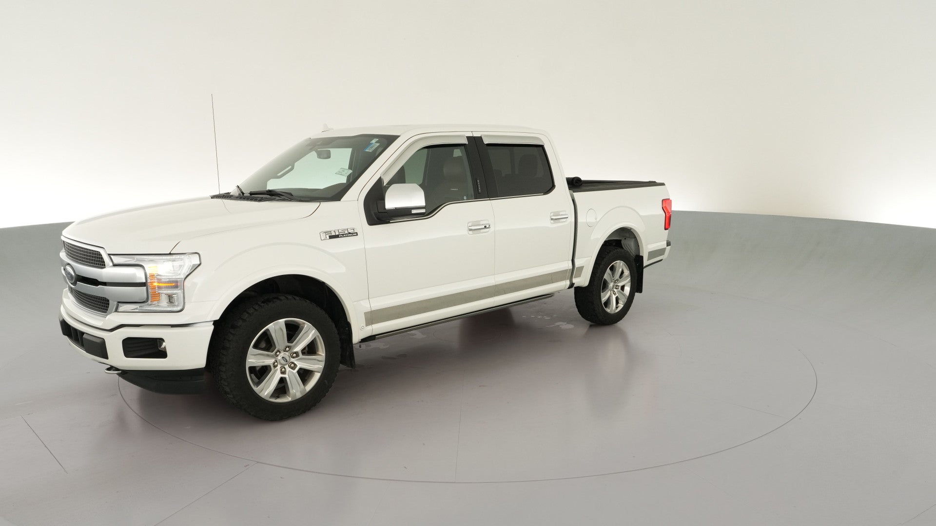 2020 Ford F150 SuperCrew Cab vehicle photo