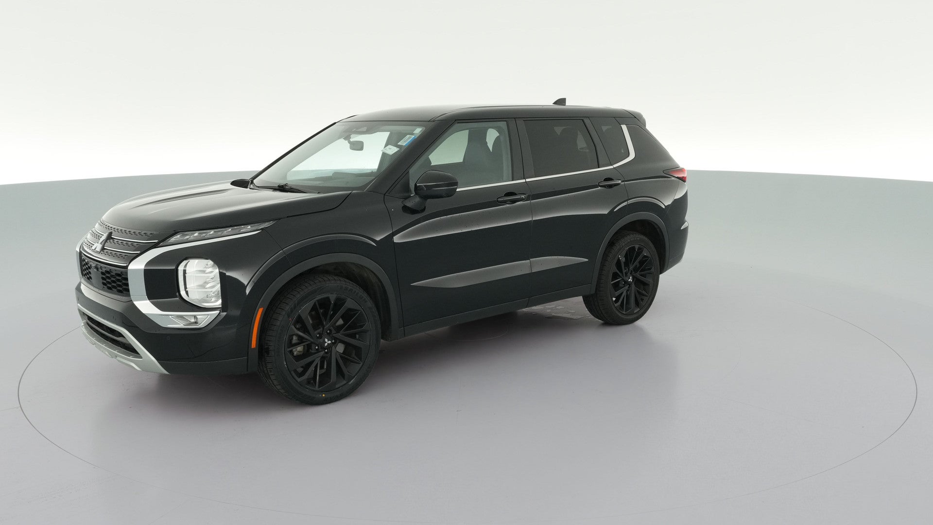 2024 Mitsubishi Outlander vehicle photo