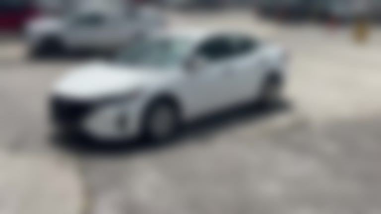 2025 Nissan Sentra vehicle photo