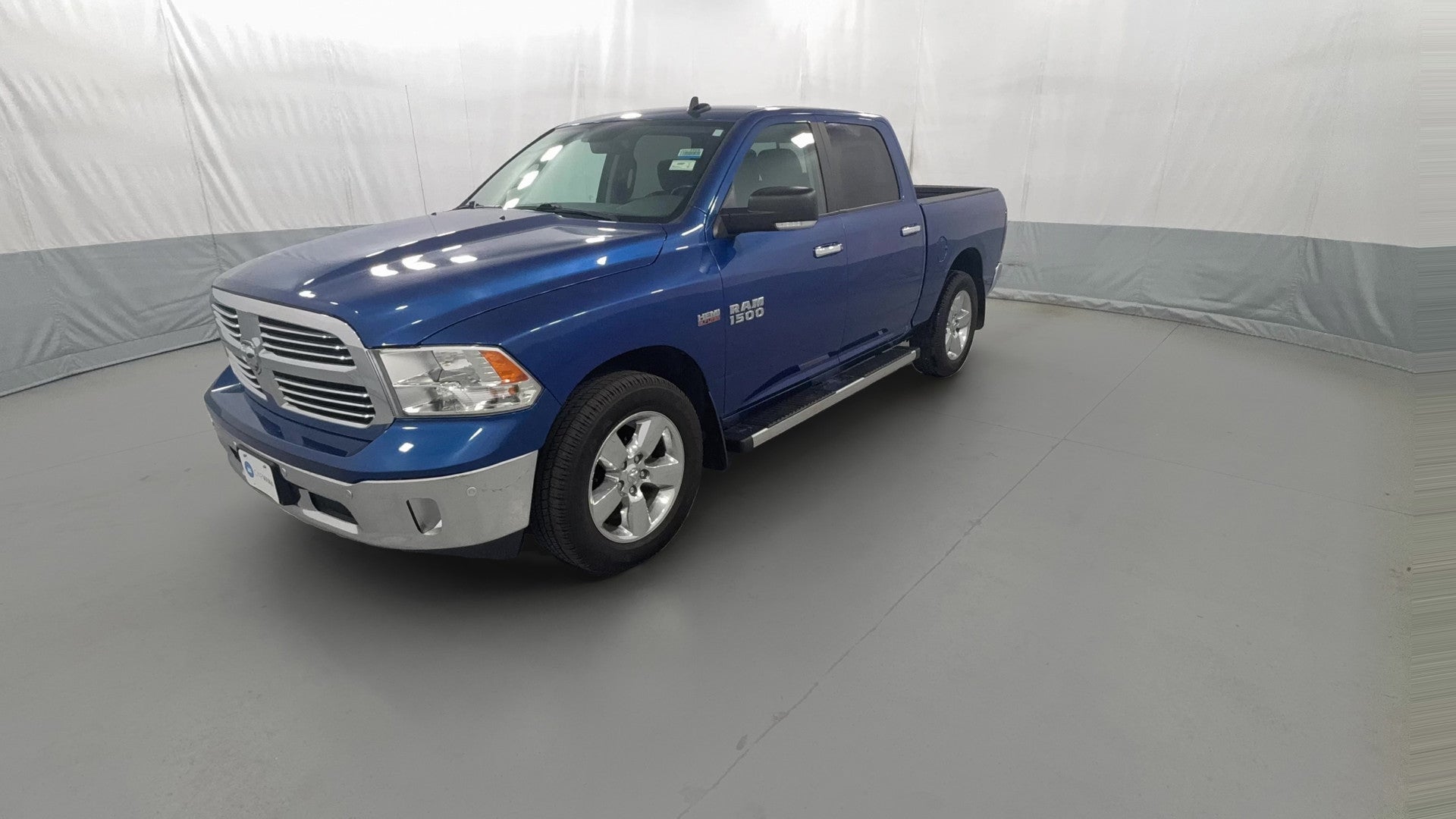 2018 Ram 1500 Crew Cab vehicle photo