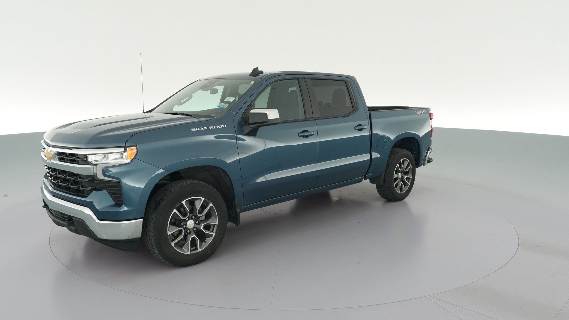 2024 Chevrolet Silverado 1500 Crew Cab vehicle photo