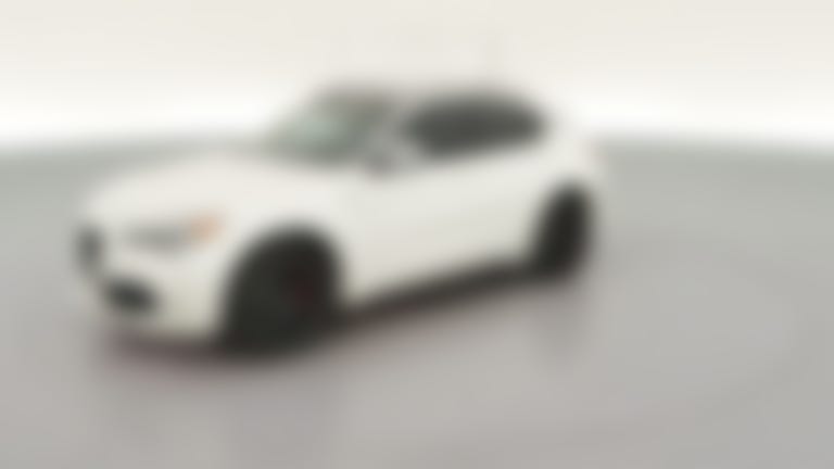 2019 Alfa Romeo Stelvio vehicle photo